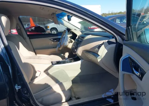 2014 Nissan Altima 2.5 S z USA, uszkodzony, nr VIN 1N4AL3APXEC164022